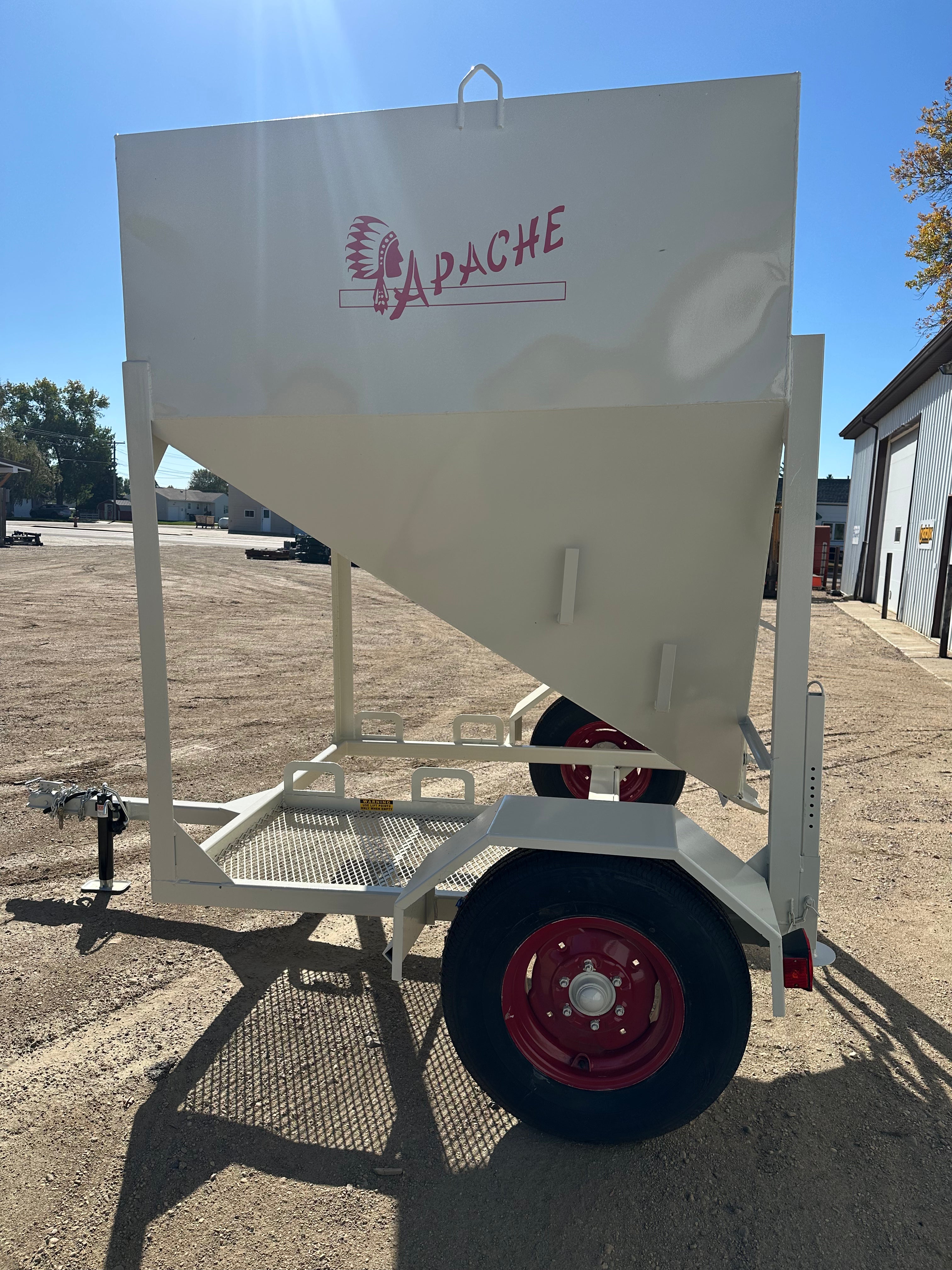 Apache Portable Feed Bin - 3 Ton