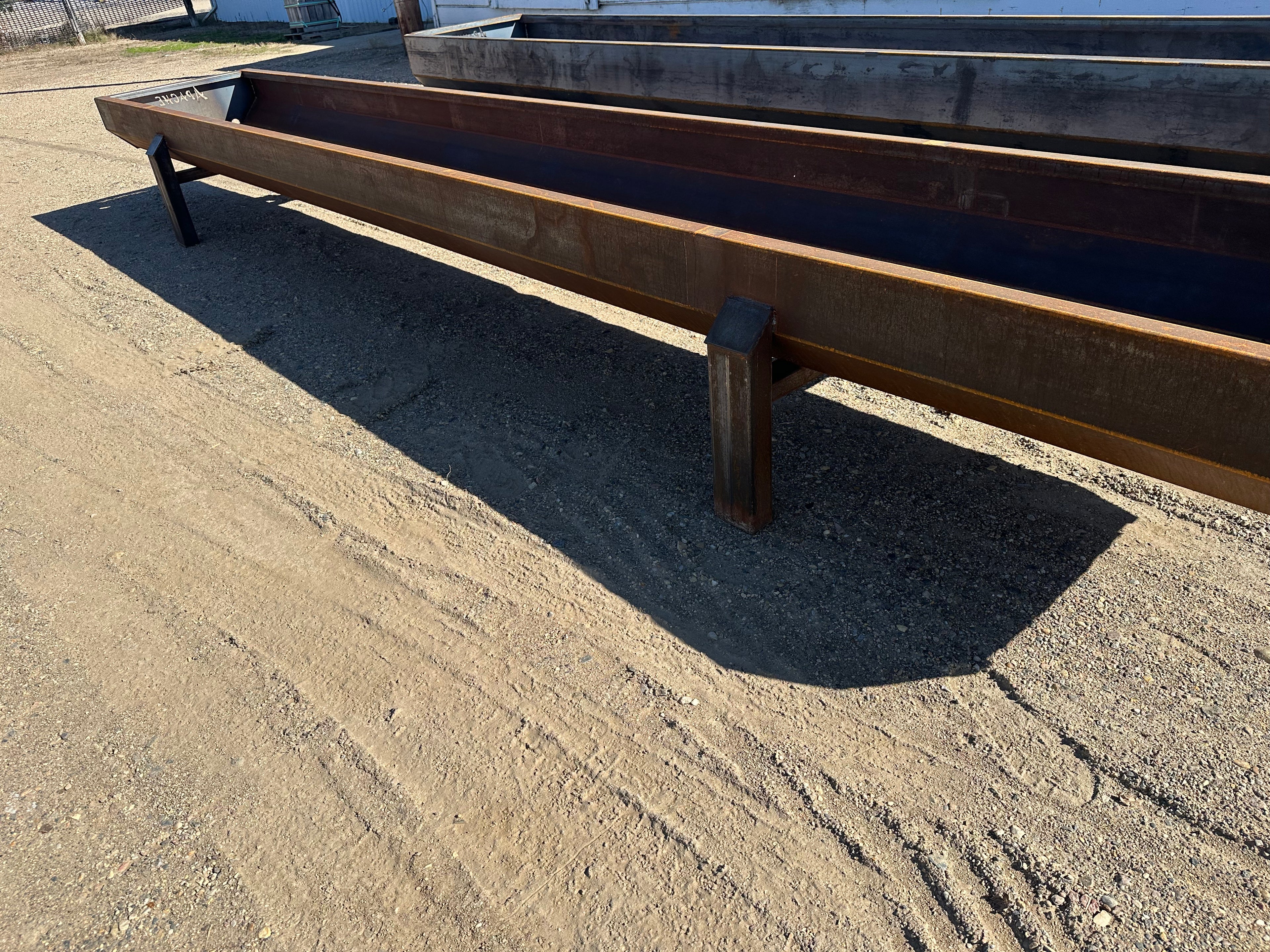 Apache Feed Bunk On Skids - 16" x 40" x 20'