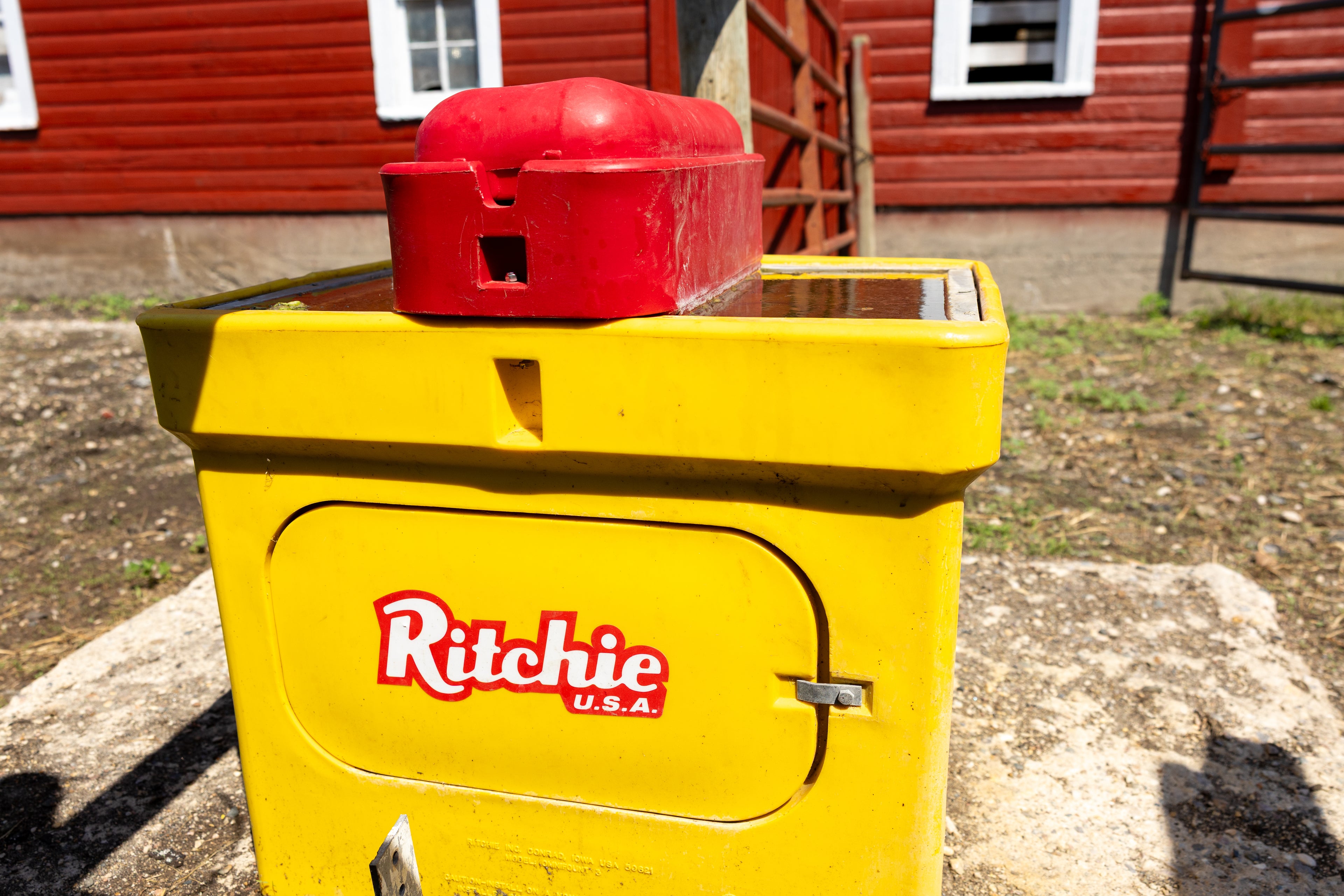 Ritchie Water Fountains - Omni 3