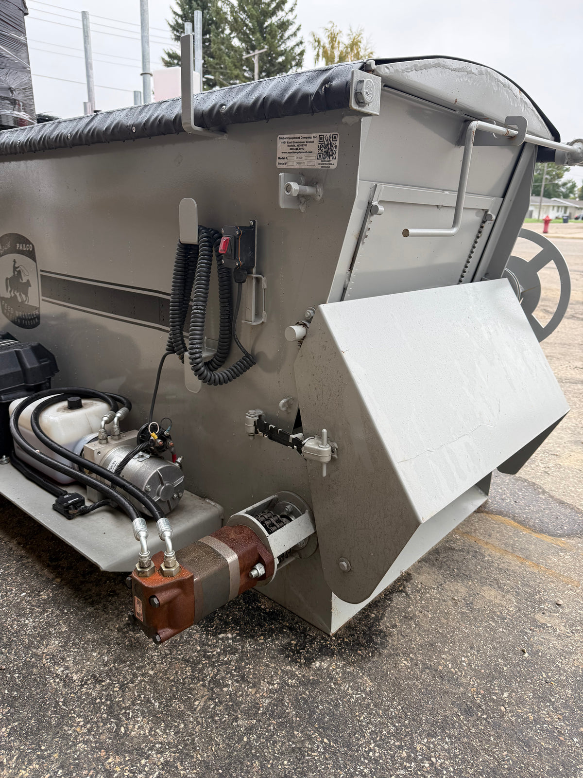 Feed Wrangler Distiller Feeder
