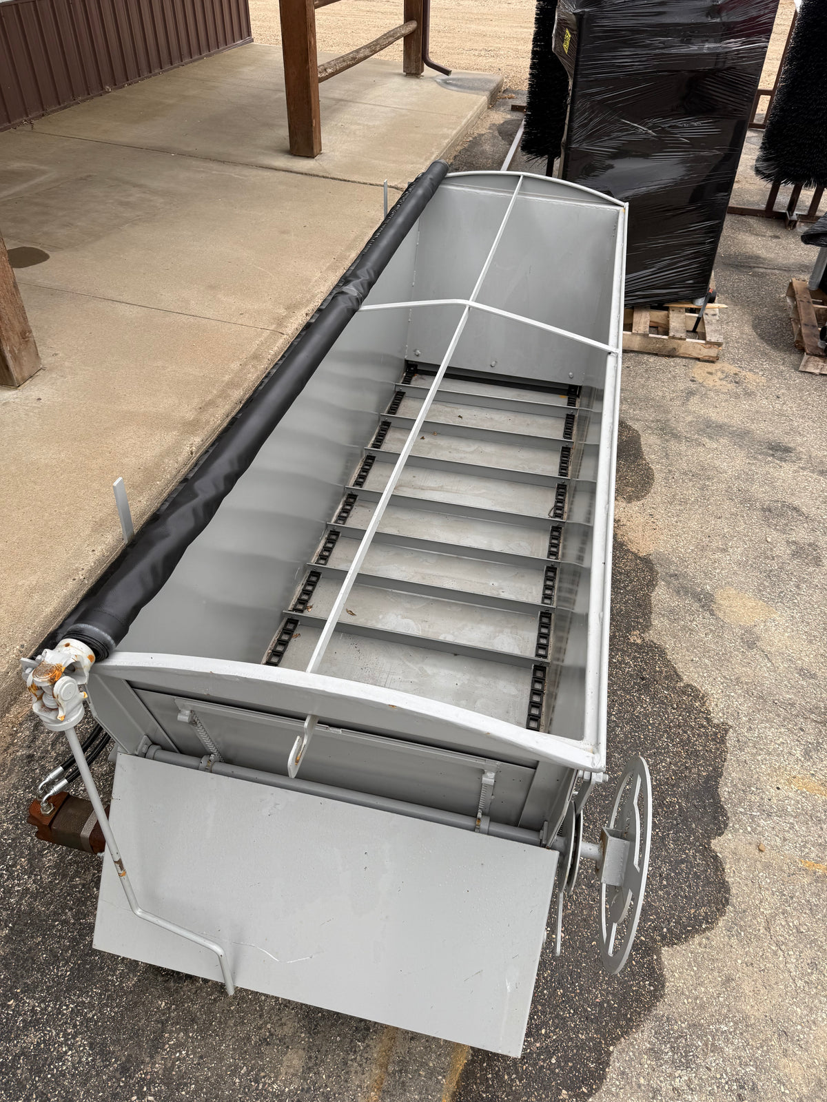 Feed Wrangler Distiller Feeder