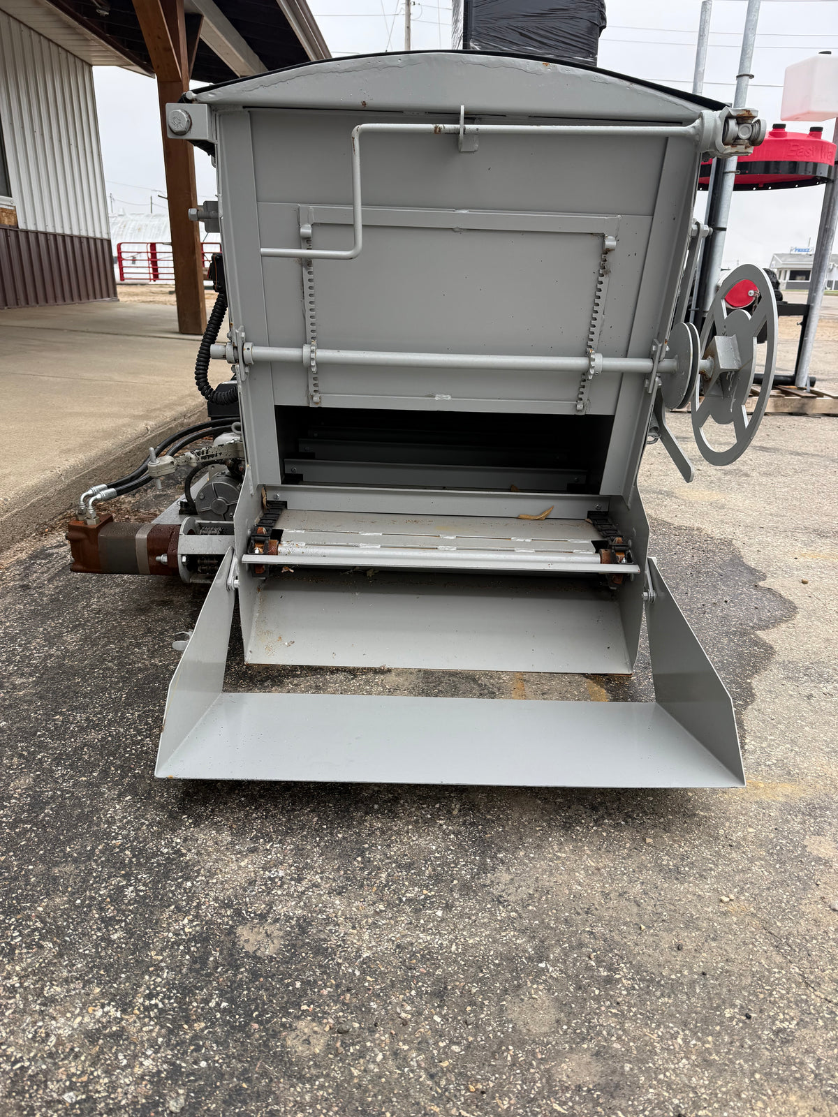 Feed Wrangler Distiller Feeder