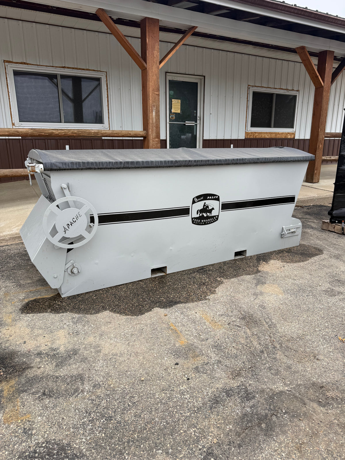 Feed Wrangler Distiller Feeder