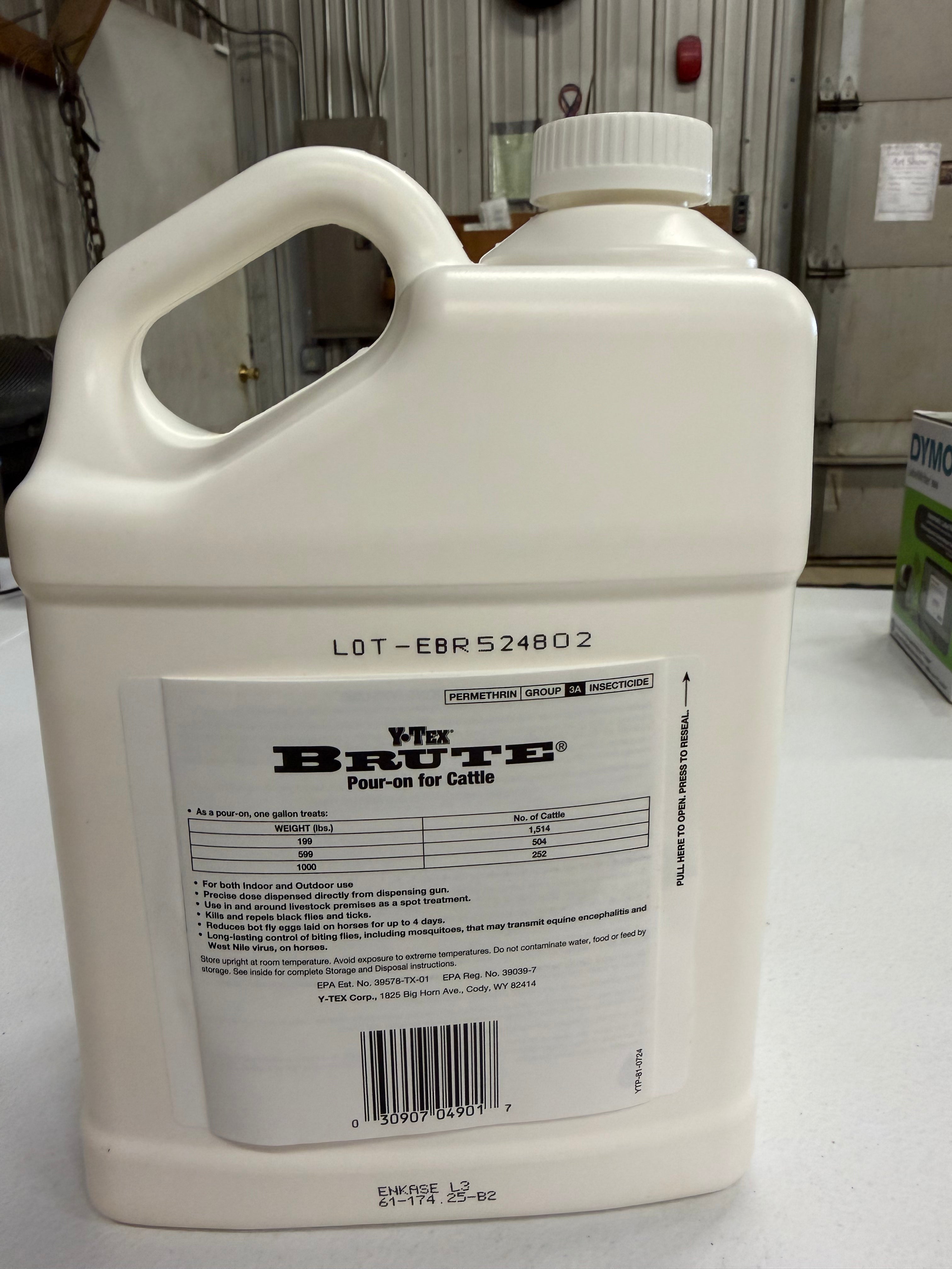 Brute Pour On Cattle Insecticide