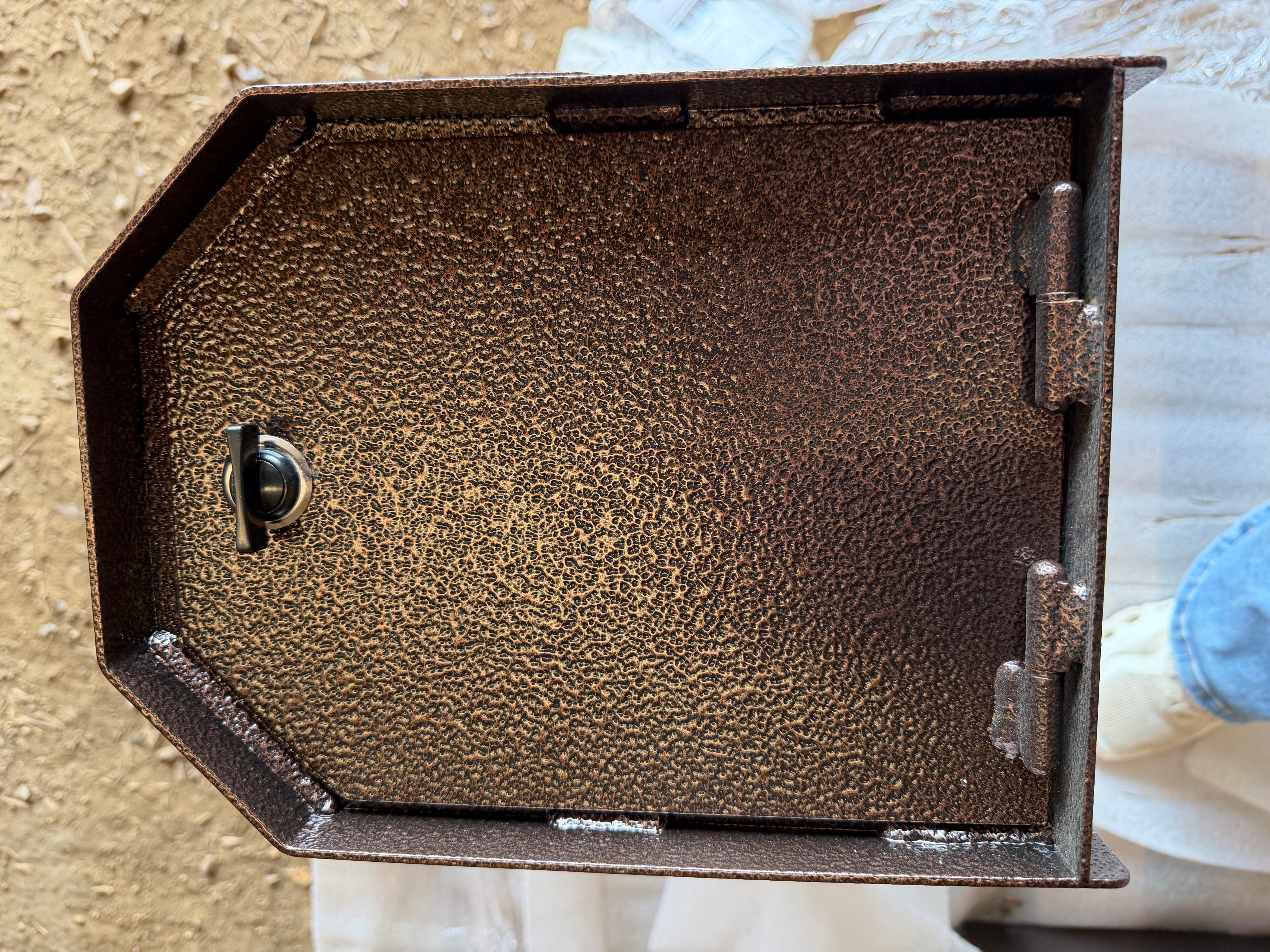 Badlands Livestock Mail Box