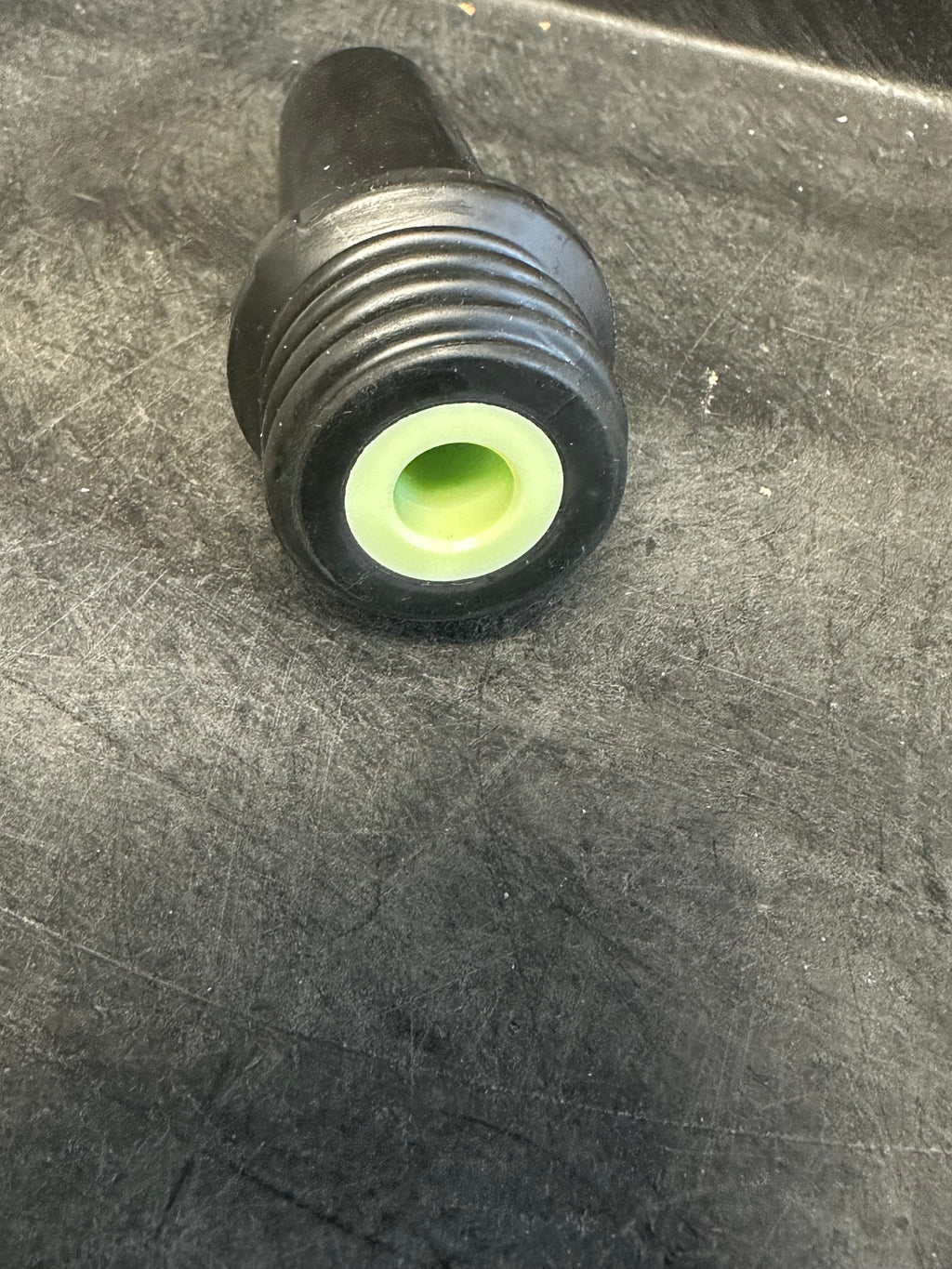 Thriver Black Threaded Nipple