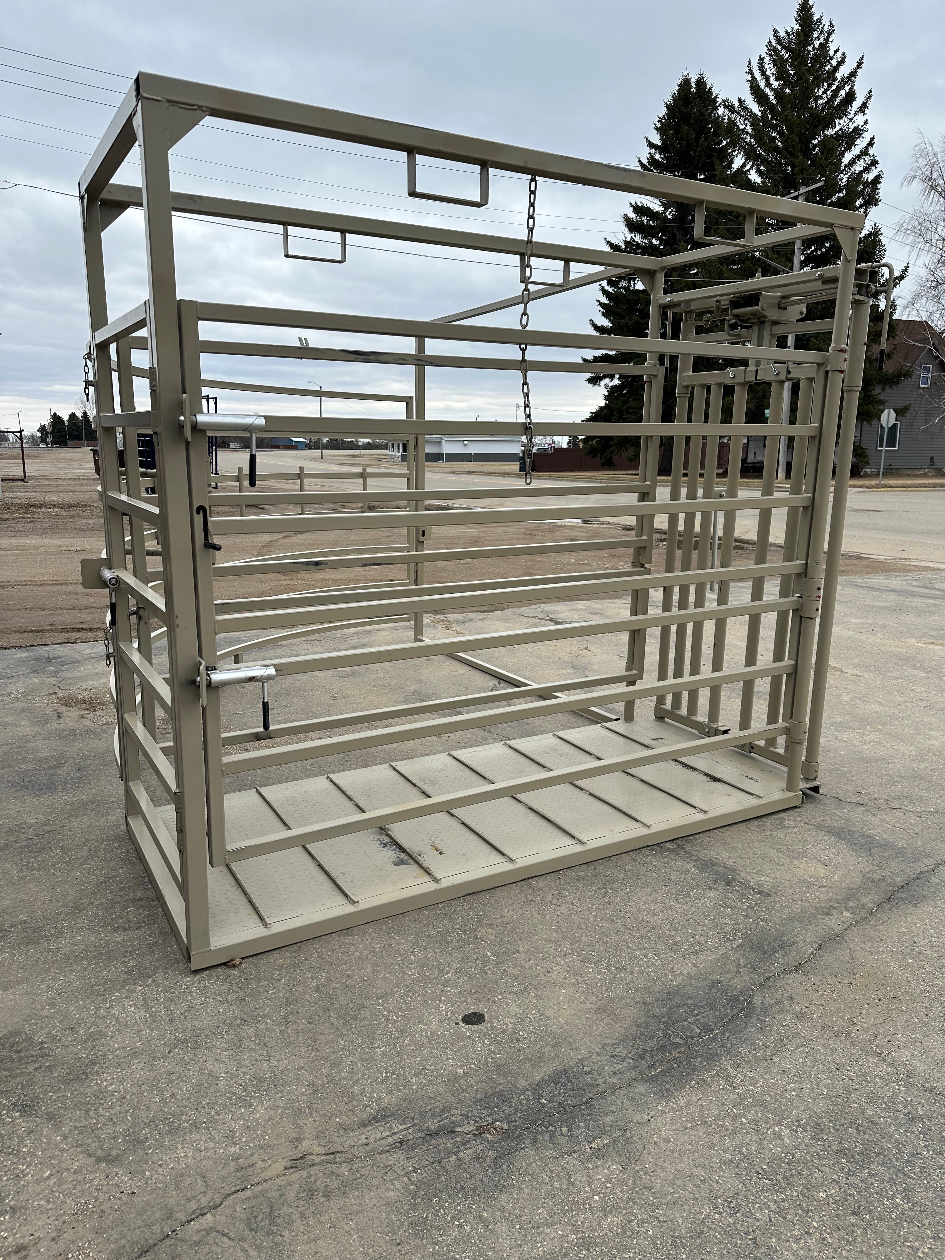 Palco Maternity Pen w/ Self Catch Head Gate