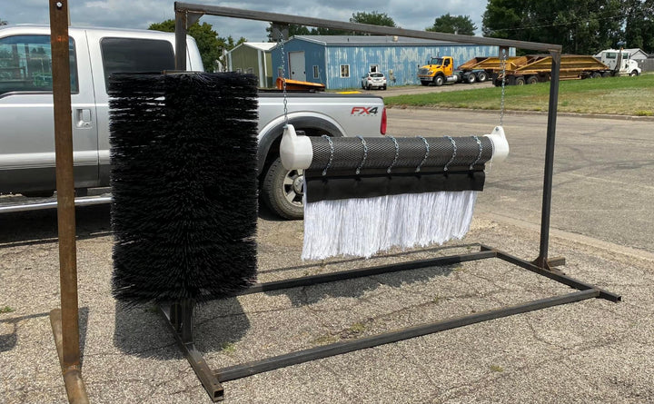Oiler Stand w/1 Street Brush - 6'